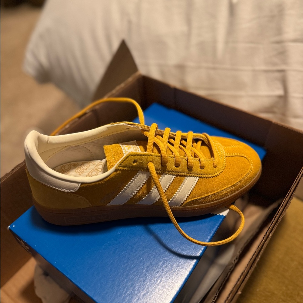 Adidas Handball Spezial in yellow